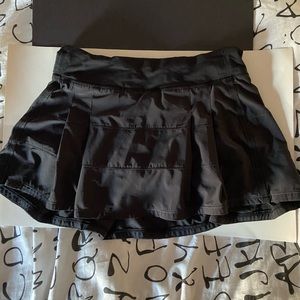 Lululemon black tennis skirt - 6